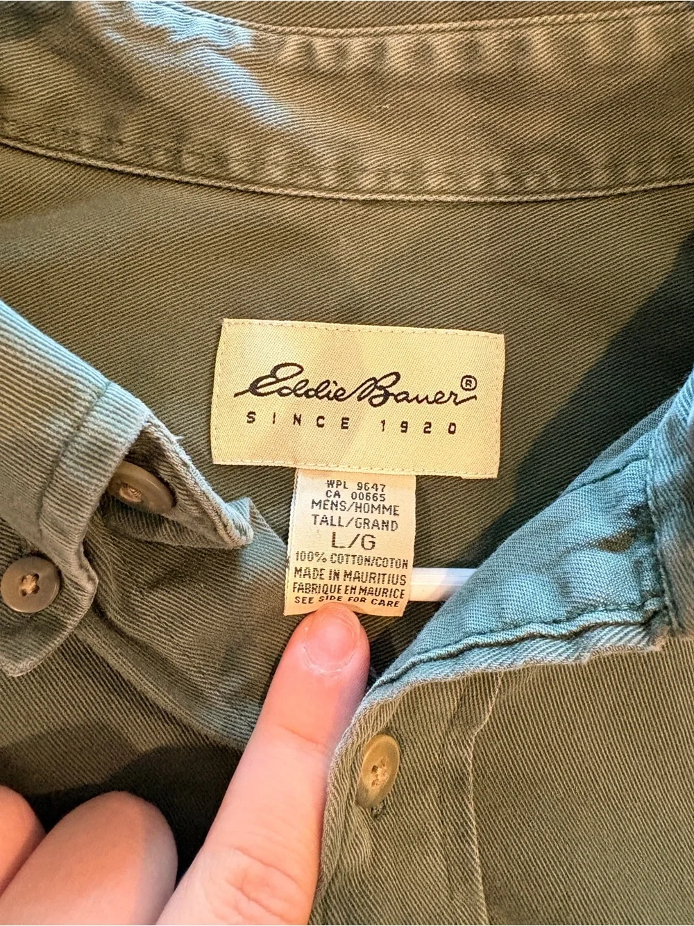 Eddie Bauer Olive Green Button-Up Shirt with Chest Pocket